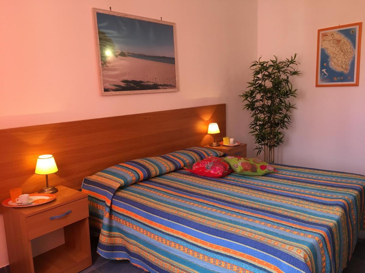 Samarcanda Camere E Appartamenti Porto Cesareo Exteriör bild