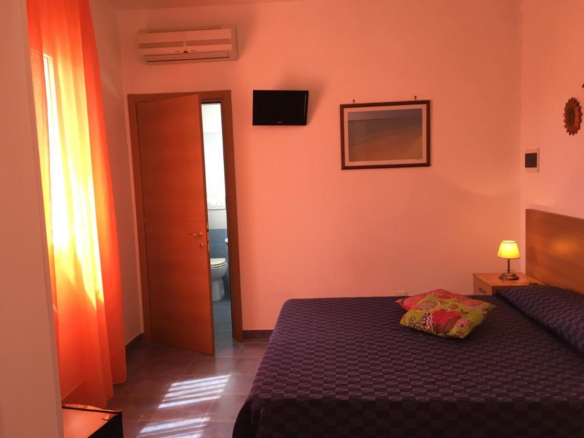 Samarcanda Camere E Appartamenti Porto Cesareo Exteriör bild