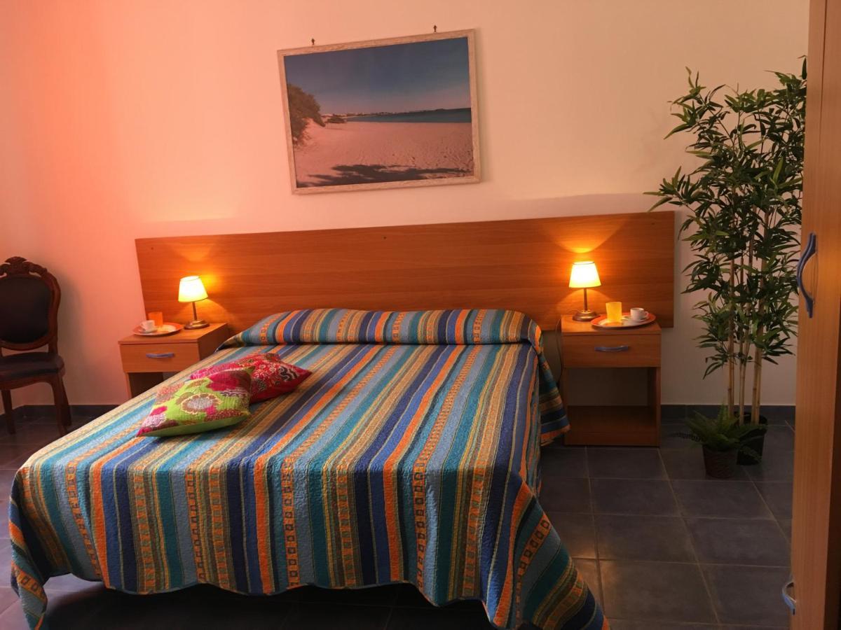 Samarcanda Camere E Appartamenti Porto Cesareo Exteriör bild