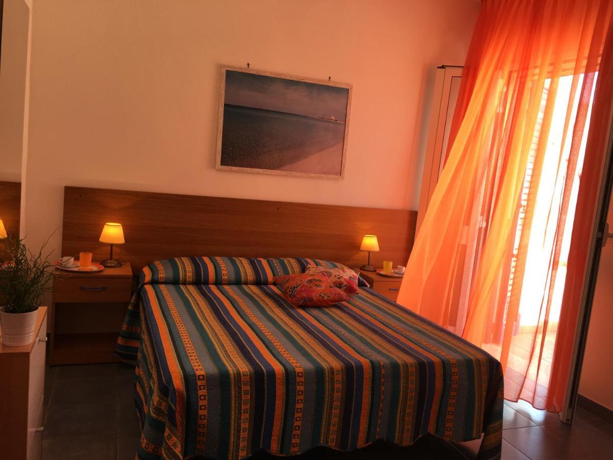 Samarcanda Camere E Appartamenti Porto Cesareo Exteriör bild